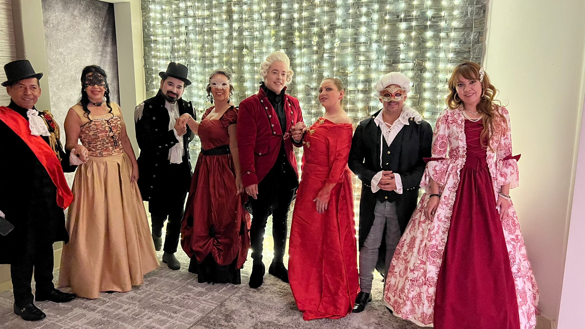 Gran Gala Victoriana full ensemble cast in Victorian costumes